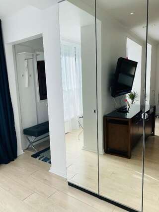 Апарт-отели Alpetri Apartments Каунас Улучшенный номер-студио - Первый этаж-17